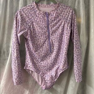 wonder nation girls Lavender Leopard rashguard size 14/16